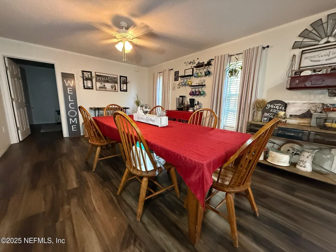 Photo of 22325 STATE ROAD 16