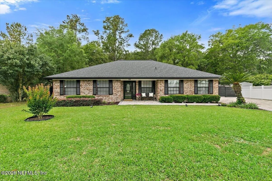 Photo of 4345 APPLE TREE Place