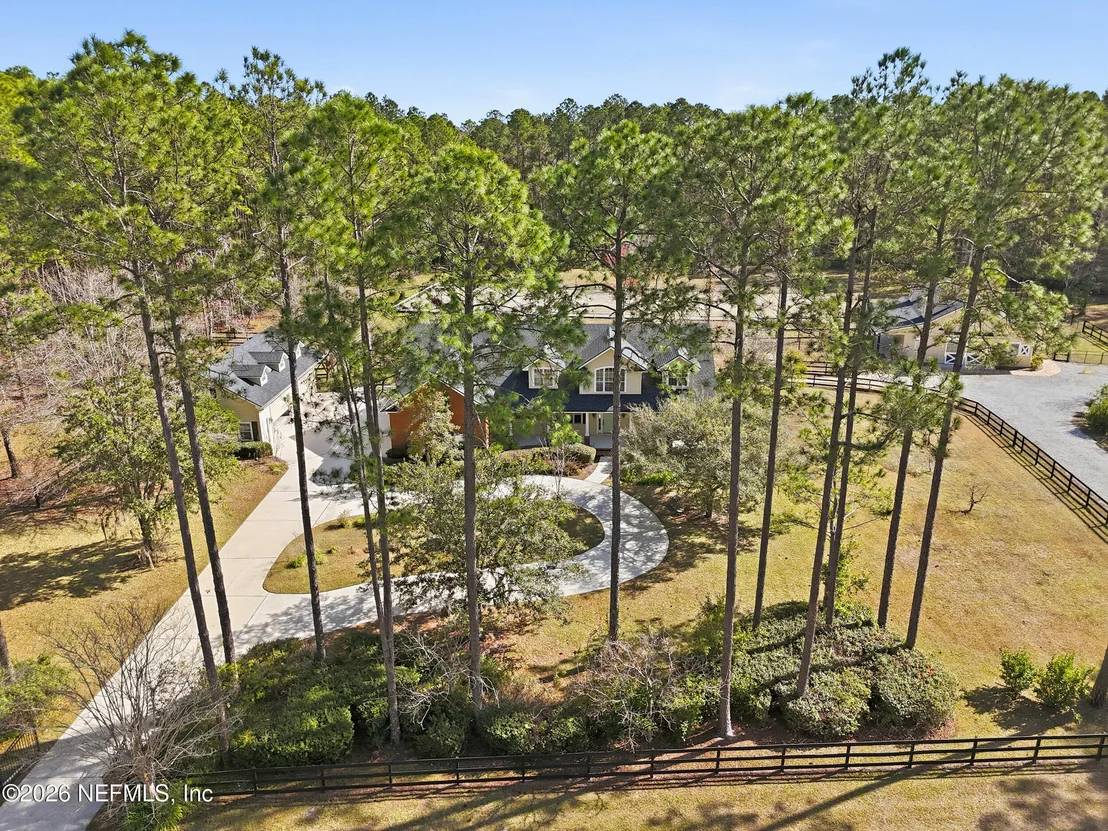 Photo of 418 TRIPLE CROWN Lane