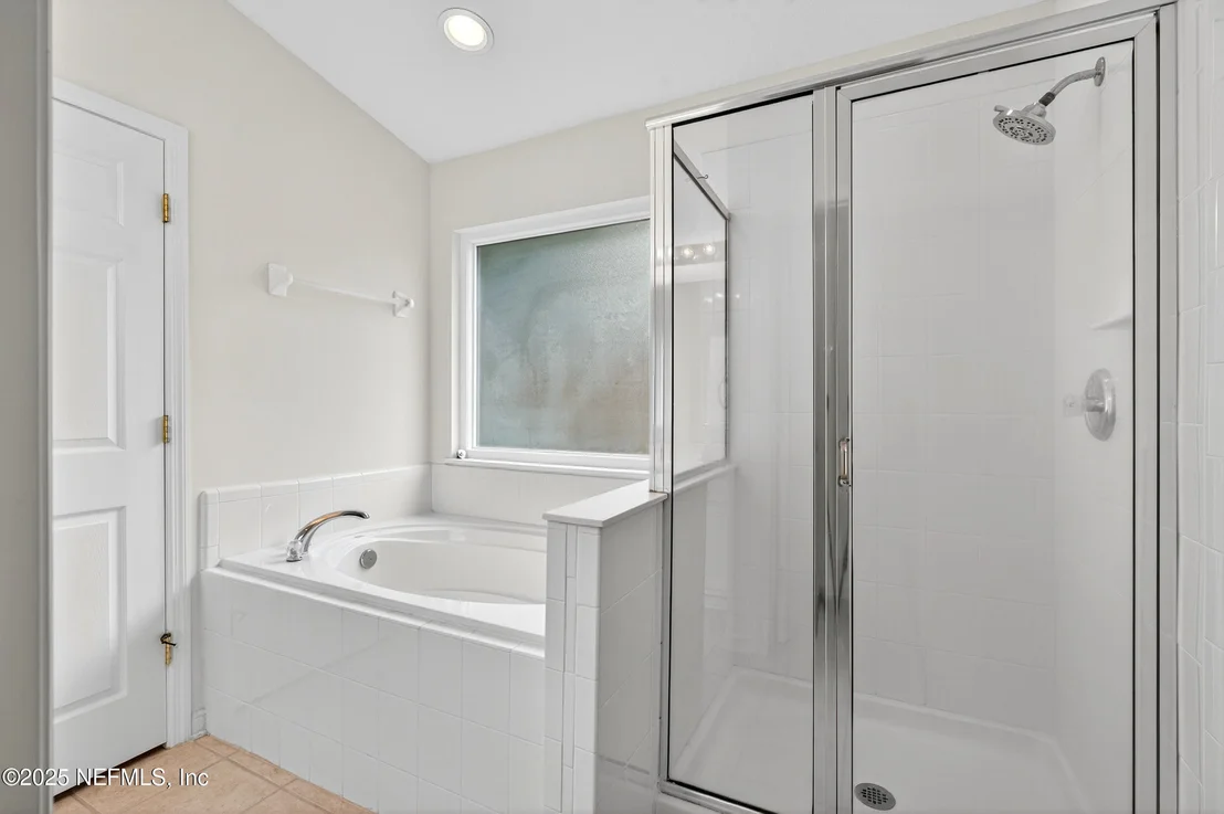 Photo of 1012 BECKINGHAM Drive