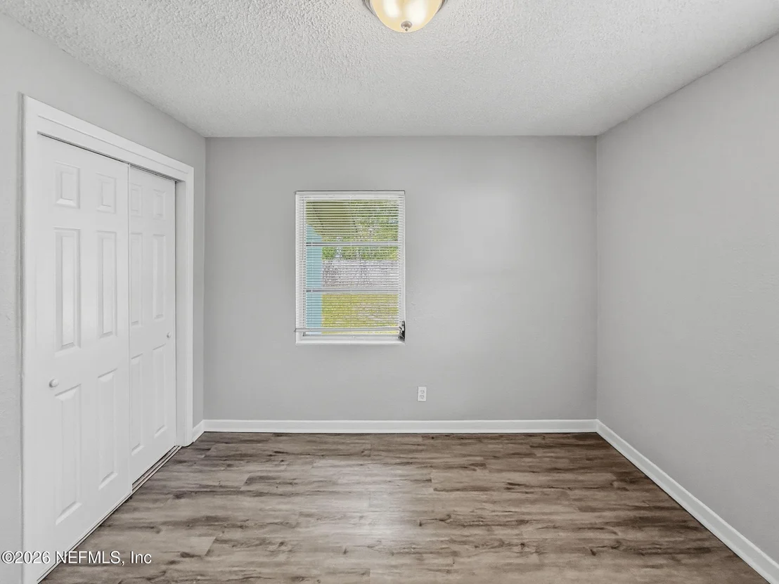 Photo of 3842 ANVERS Boulevard