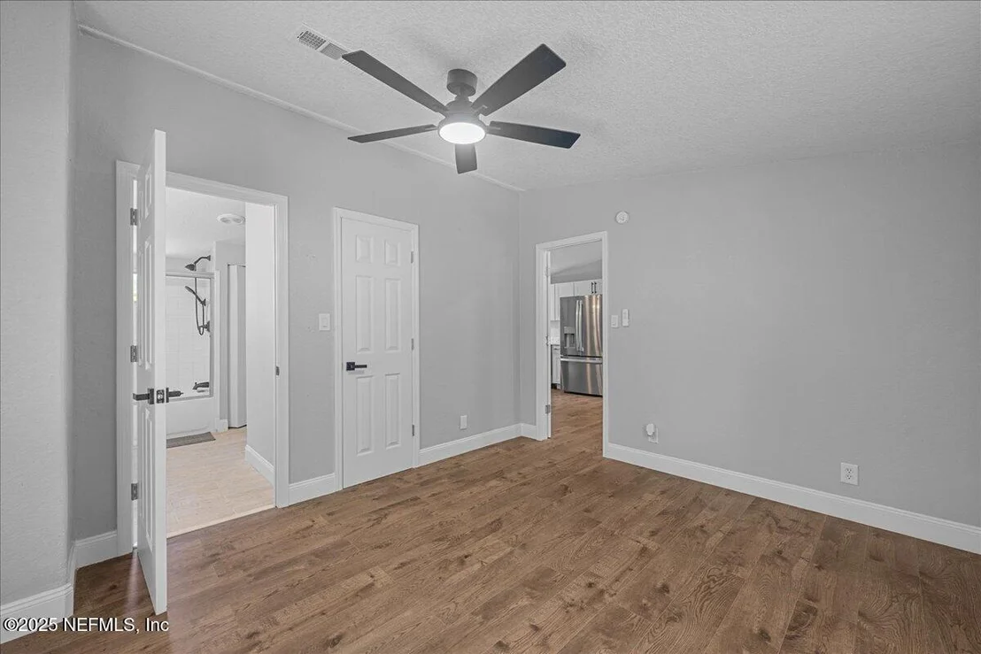 Photo of 146 CROSBY Road