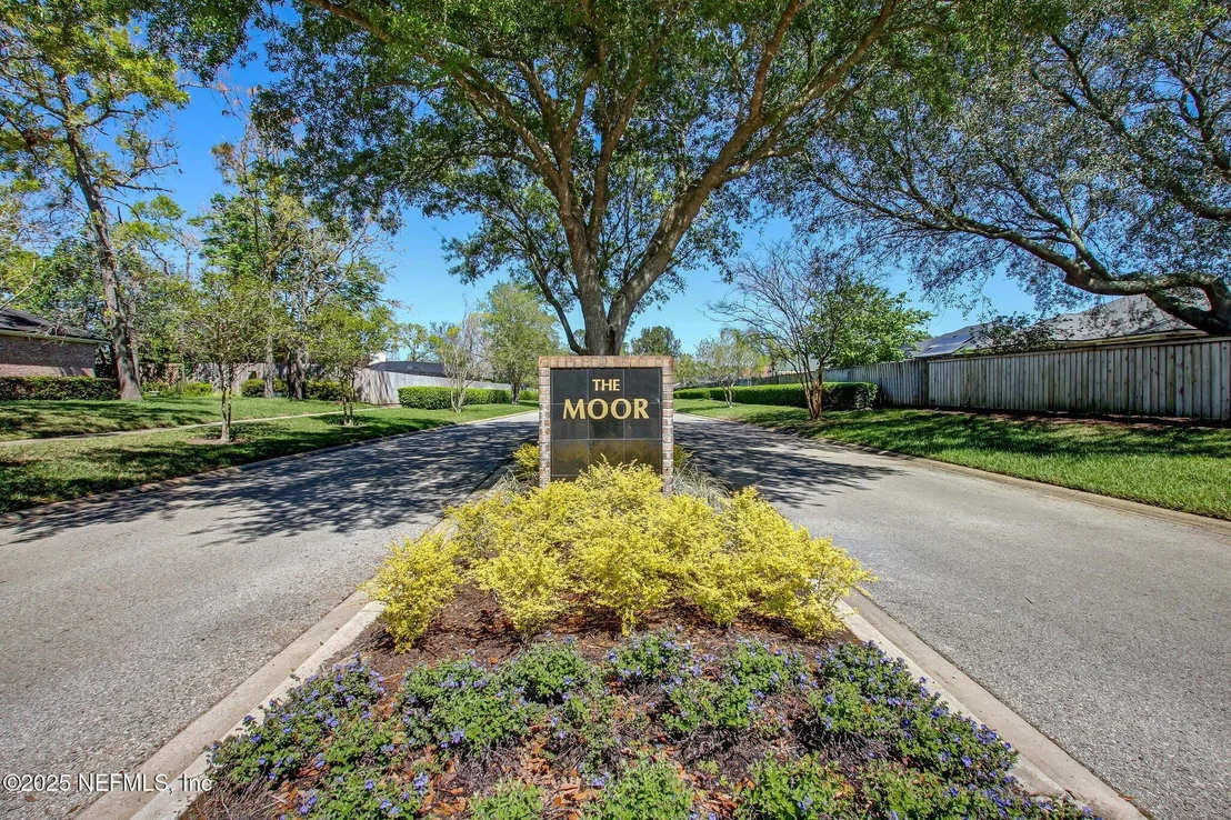 Photo of 14442 BASILHAM Lane