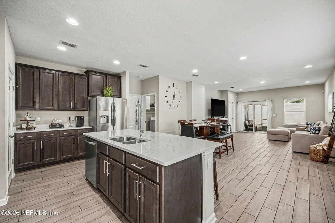 Photo of 8292 CAPE FOX Drive