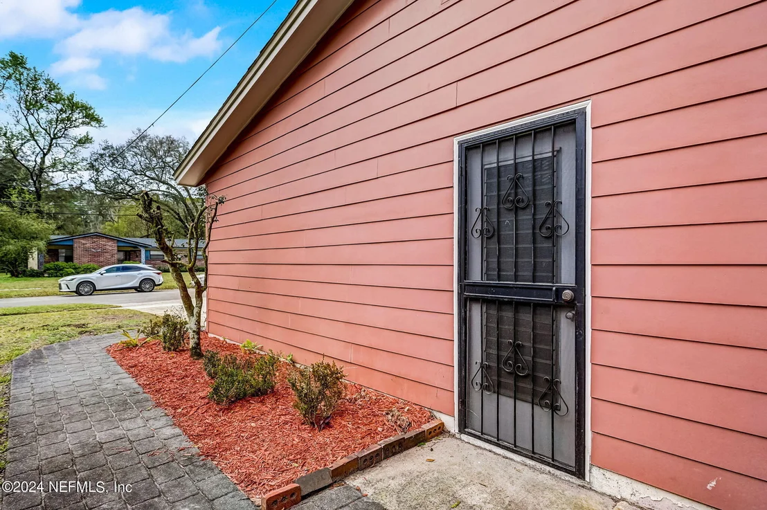 Photo of 4615 SILVER RIDGE Drive