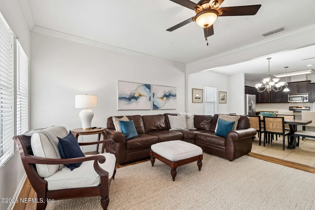 Photo of 206 MISSION COVE Circle