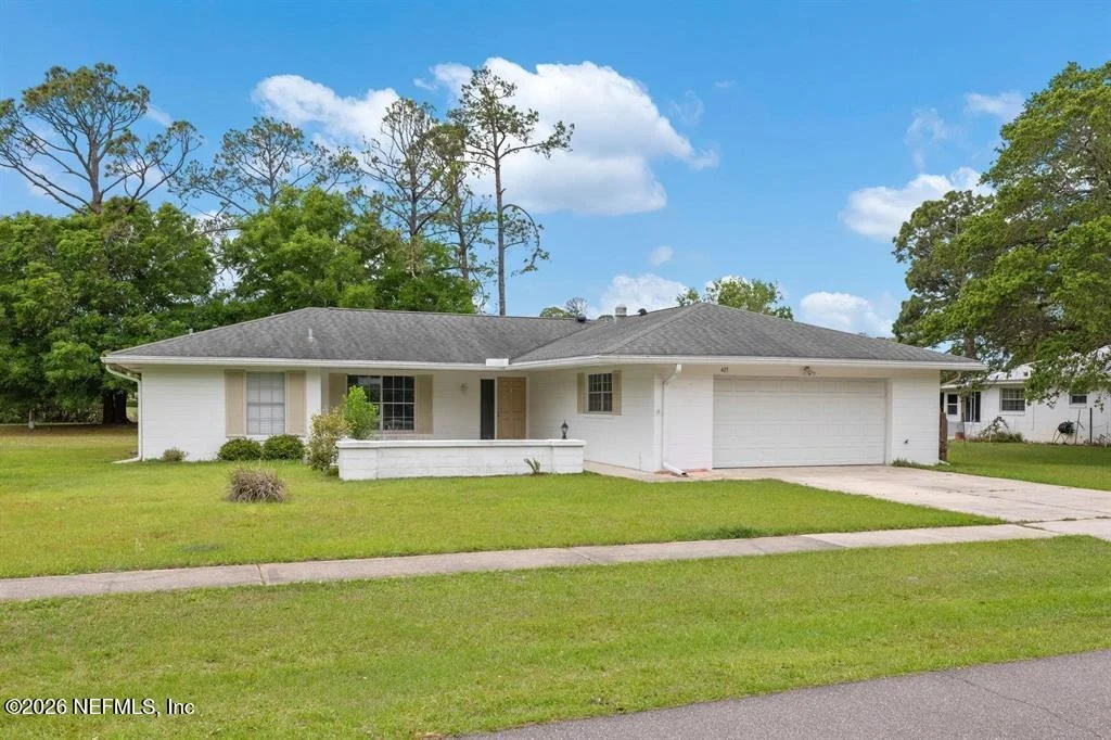 Photo of 425 SEVILLA Drive