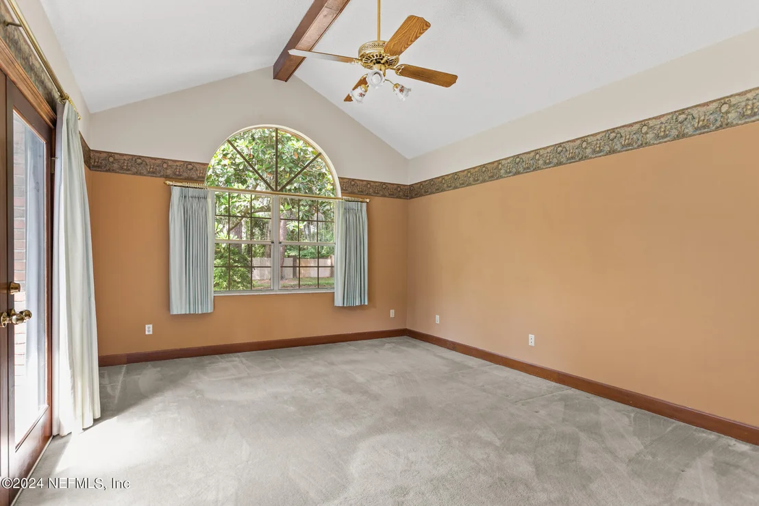 Photo of 11926 MANDARIN Road