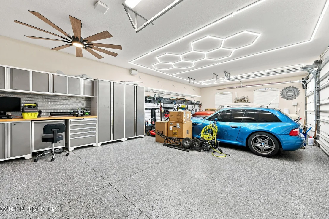 Photo of 322 SILVERLEAF VILLAGE Drive