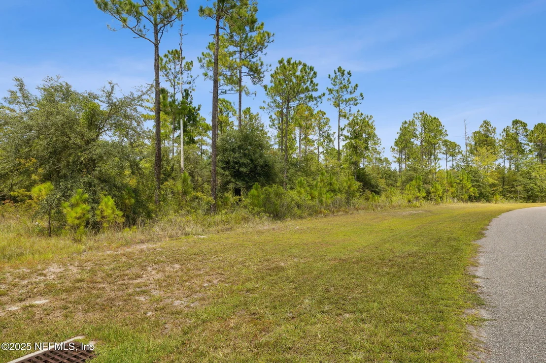 Photo of 14079 DUNROVEN Drive