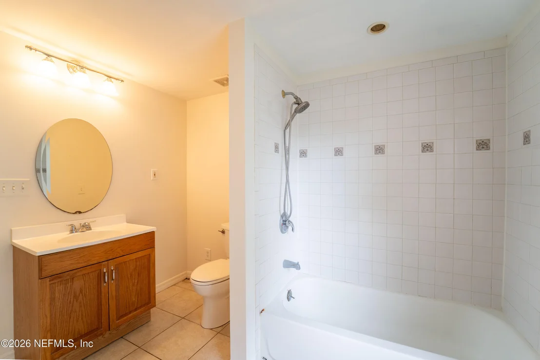 Photo of 5308 N RIVER Road