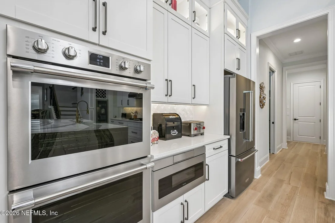 Photo of 375 SEAGROVE Drive
