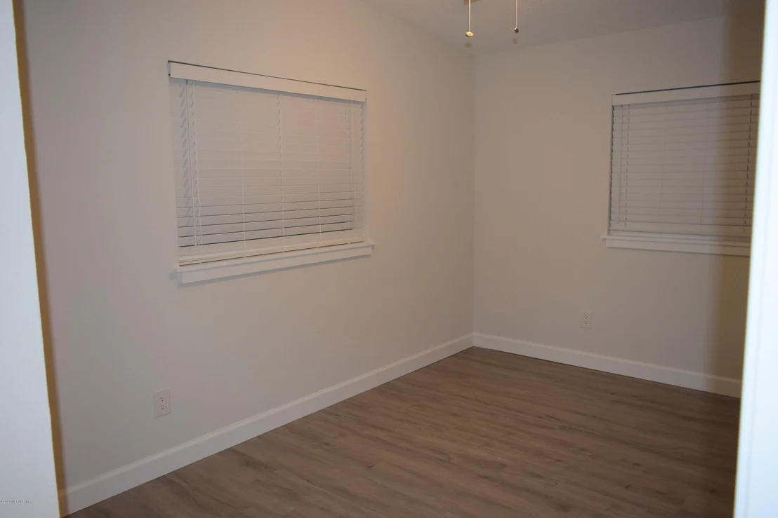 Photo of 274 SARA Drive