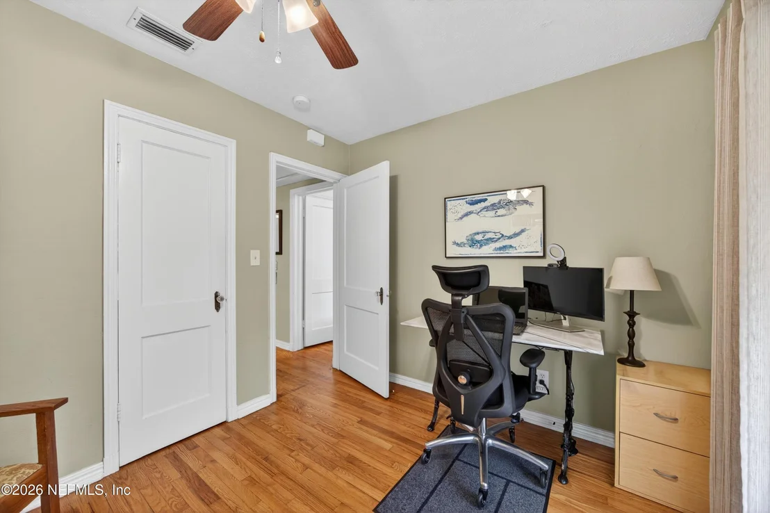 Photo of 1573 CHARON Road