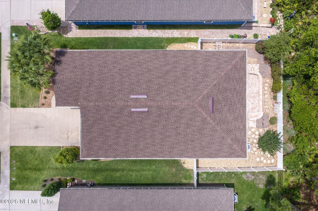 Photo of 332 PALACE Drive