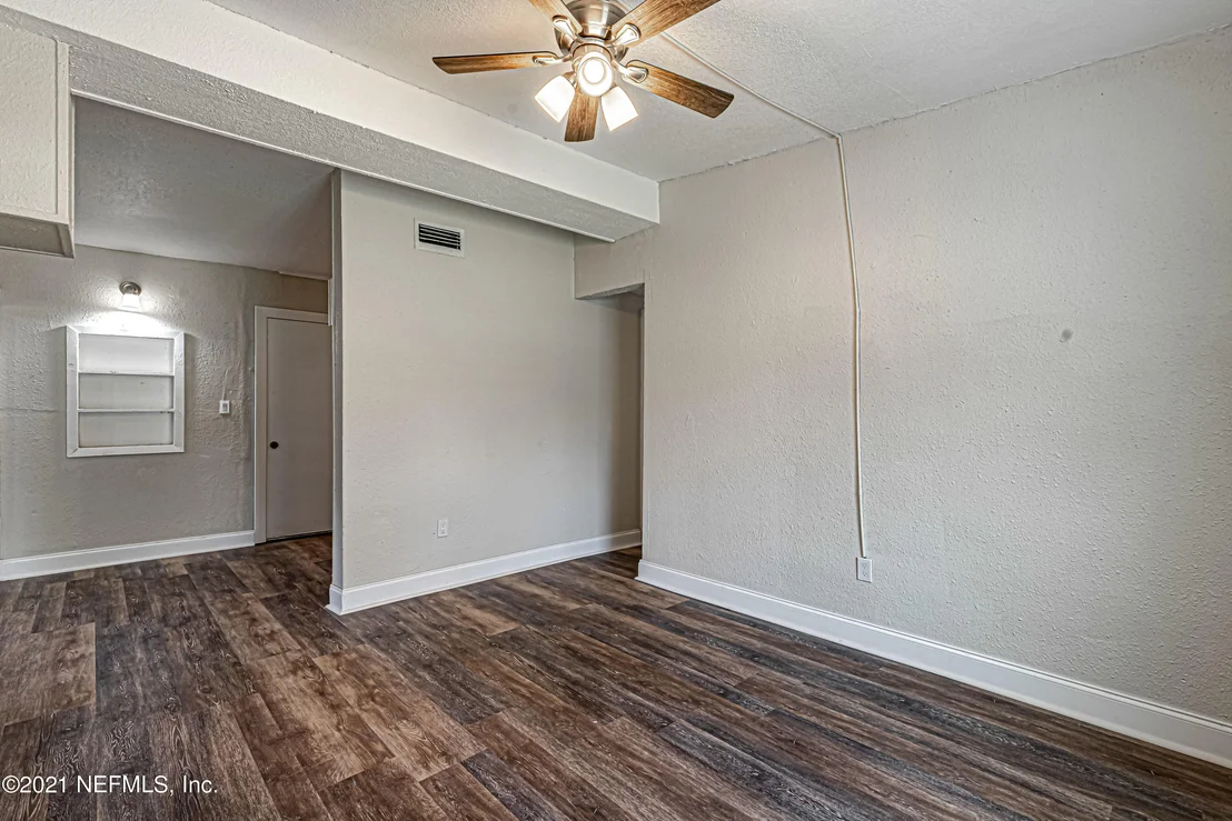 Photo of 5745 CARNATION Road
