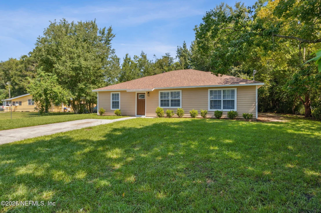 Photo of 423 SOUTH Boulevard