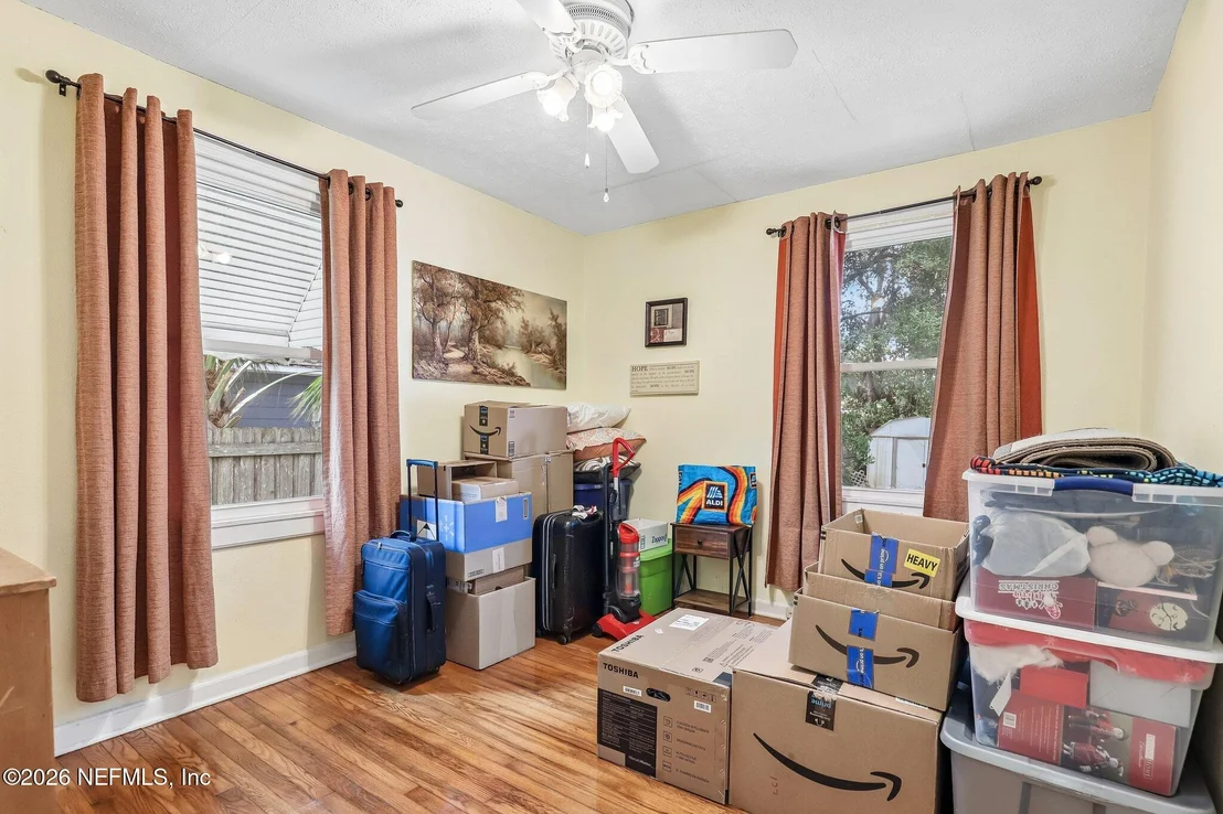 Photo of 4833 POST Street