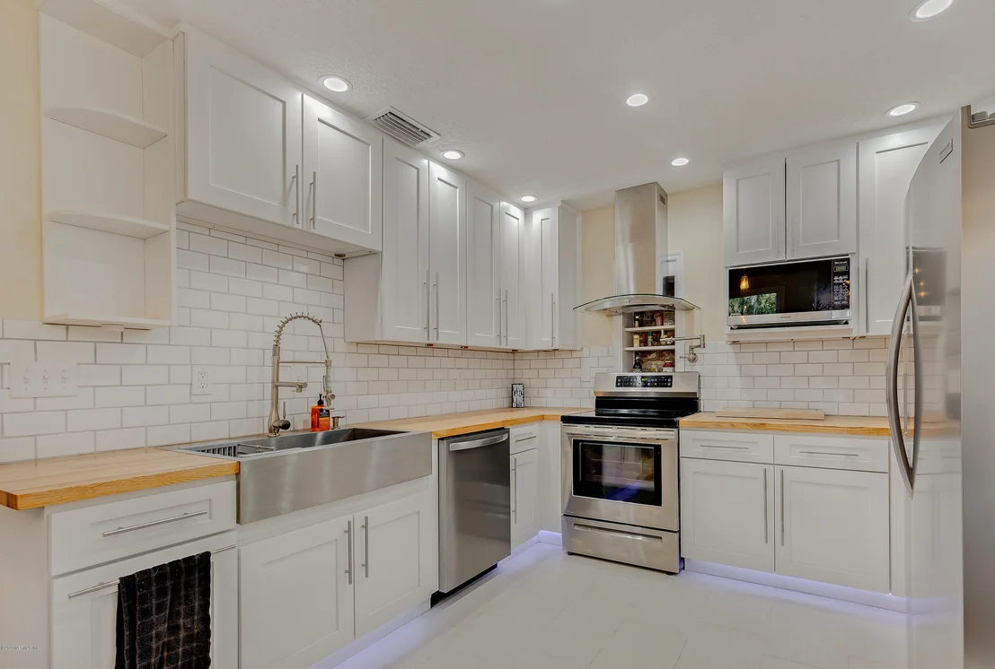 Photo of 1508 FERNDALE Place