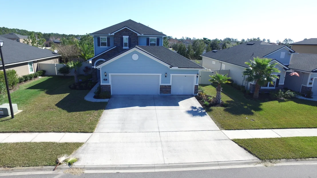 Photo of 35 MERCUTIO Lane