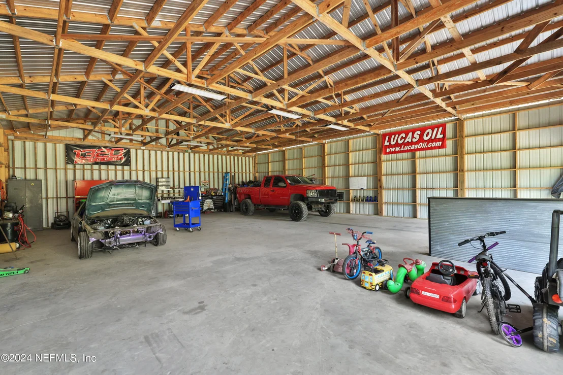Photo of 803 NORTHFORK Road