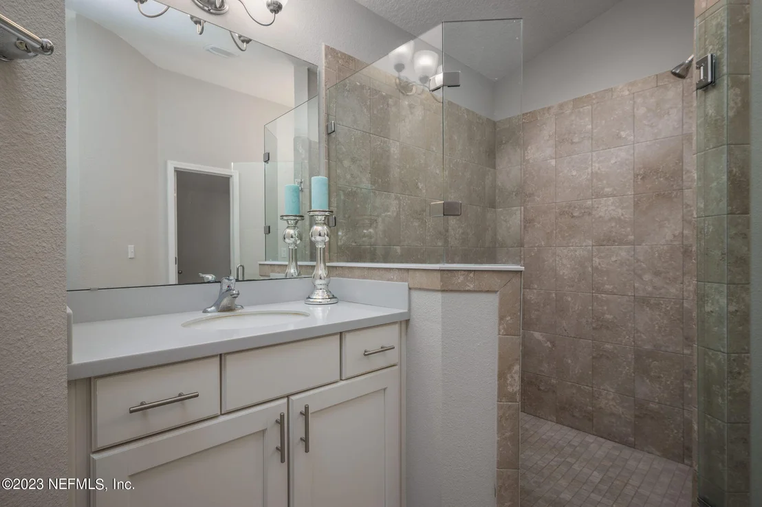 Photo of 210 CEDARSTONE Way