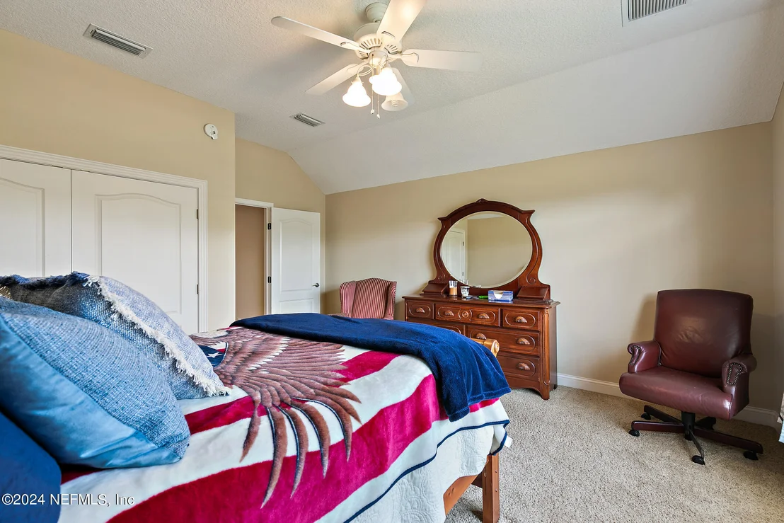 Photo of 329 SUMMERSET Drive