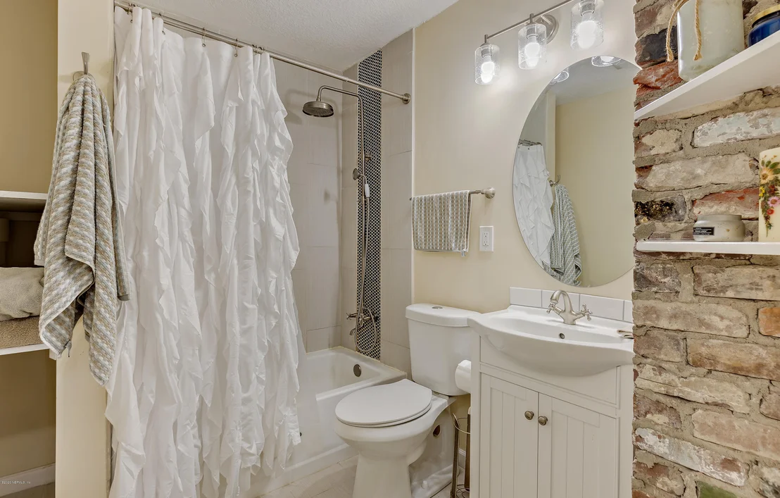 Photo of 1508 FERNDALE Place