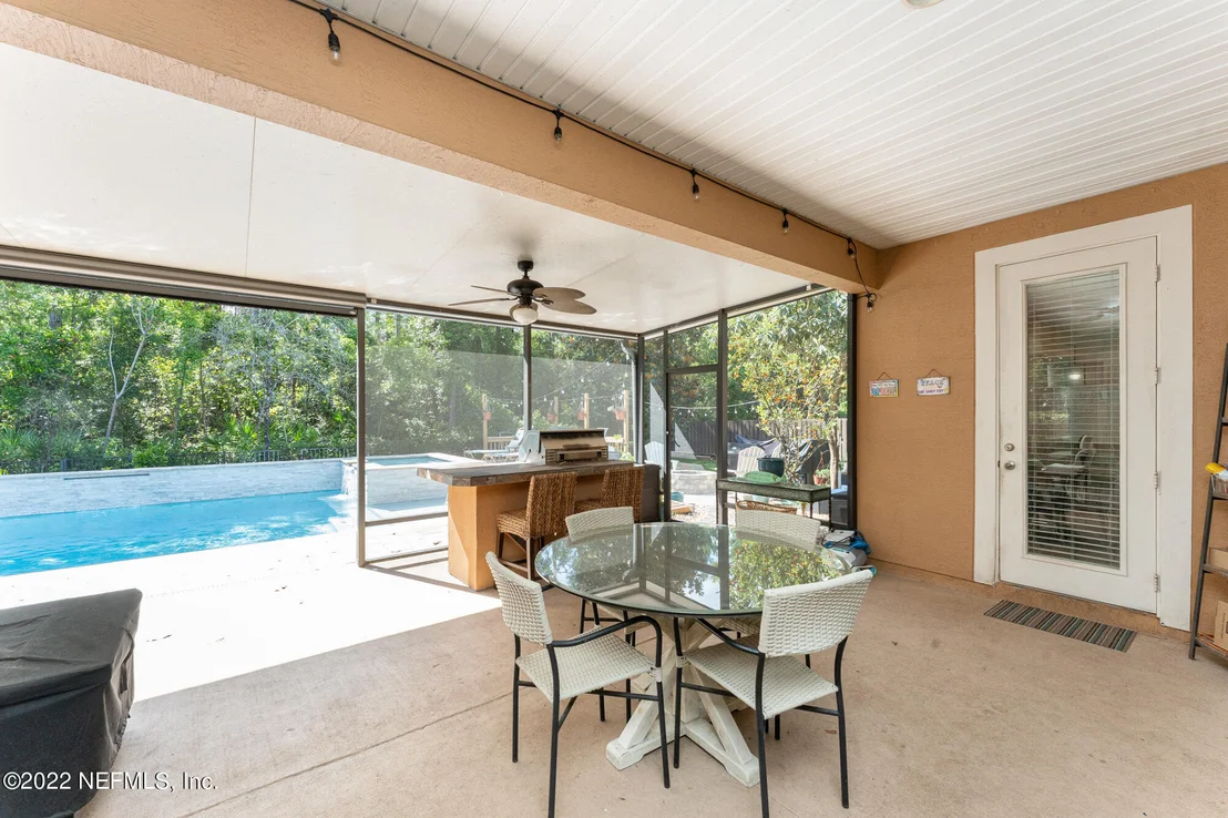 Photo of 120 N ATHERLEY Road
