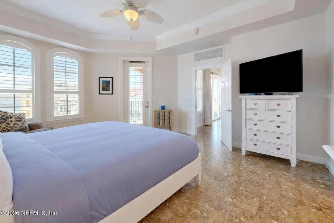 Photo of Unit 303 at 115 SUNSET HARBOR Way