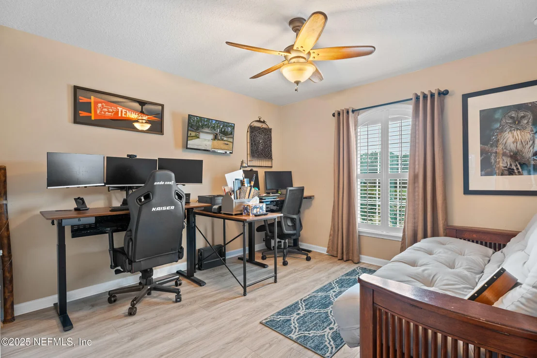 Photo of 96433 COMMODORE POINT Drive