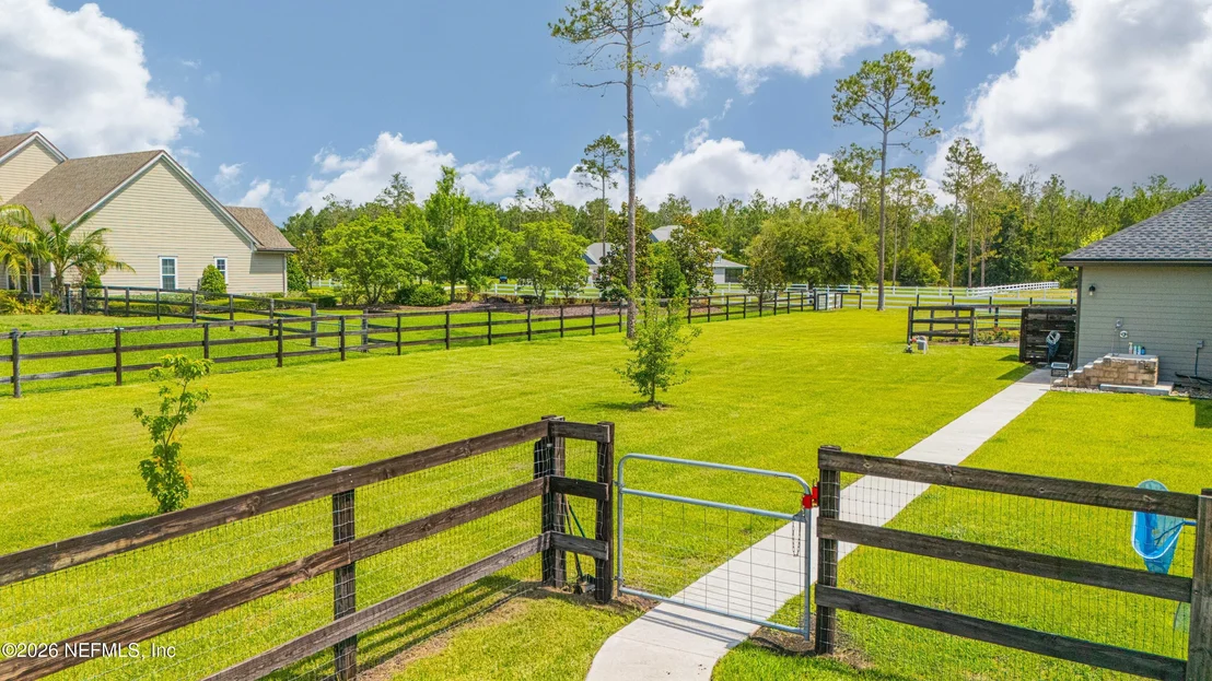 Photo of 121 ASHTON OAKS Drive
