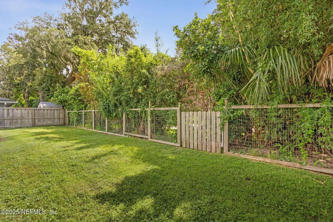 Photo of 2806 ANNETTE Circle