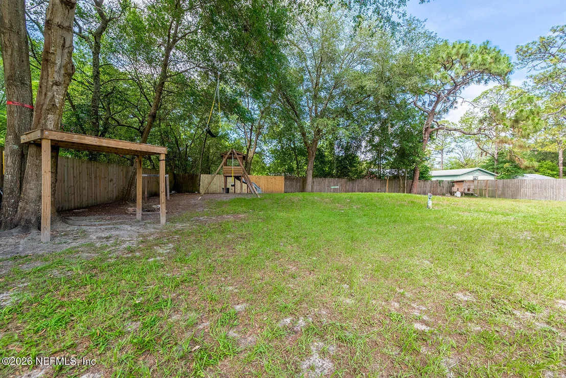 Photo of 424 JEFFERSON Avenue
