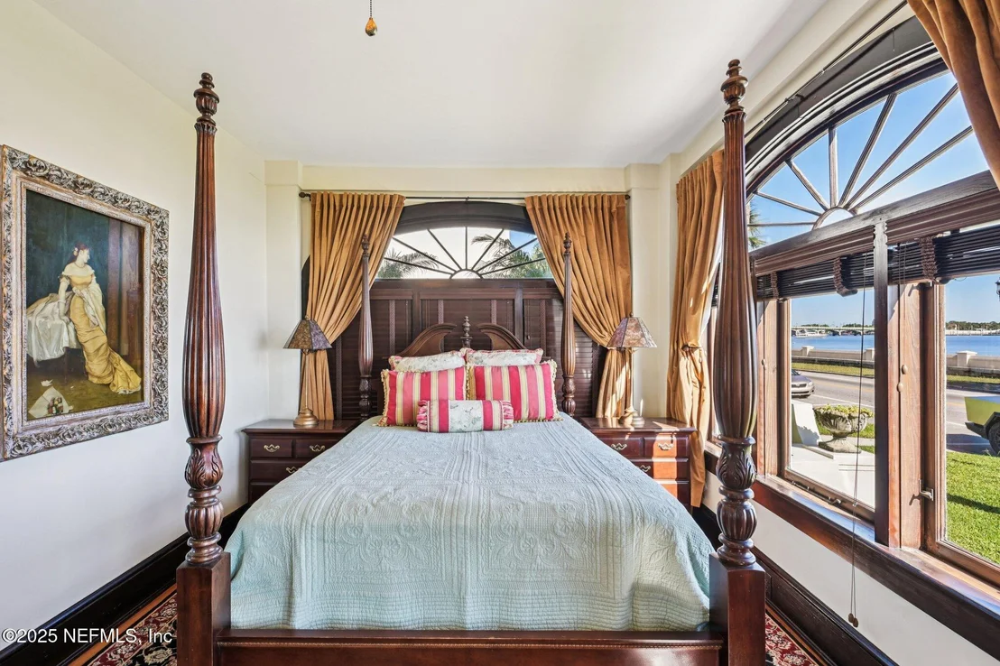 Photo of 178 AVENIDA MENENDEZ