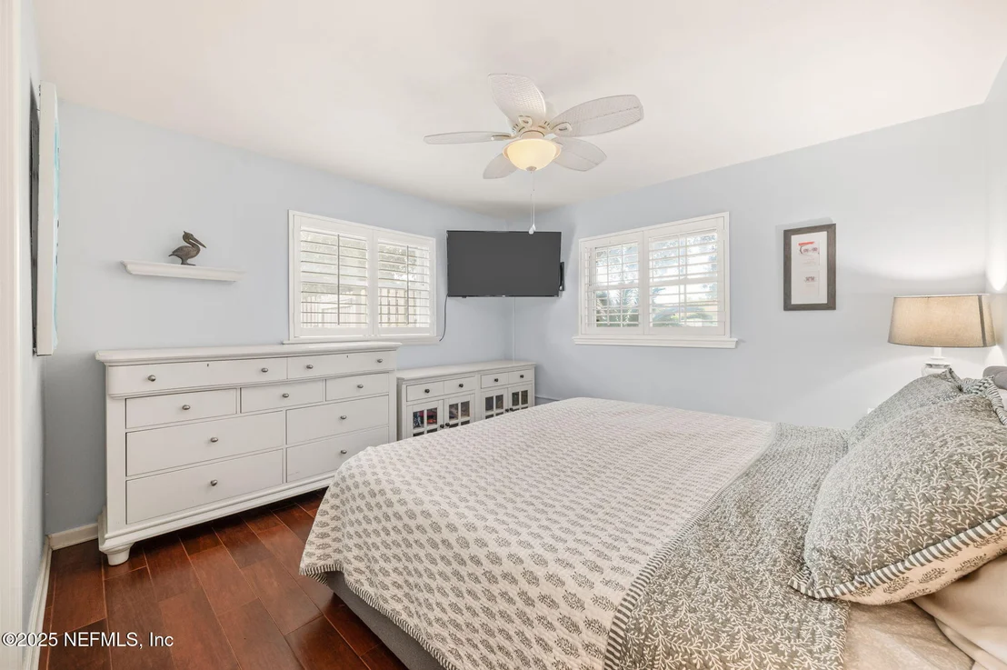 Photo of 5454 2ND Street