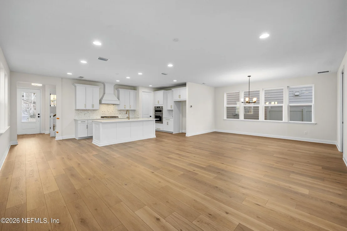 Photo of 319 SUTTON Drive