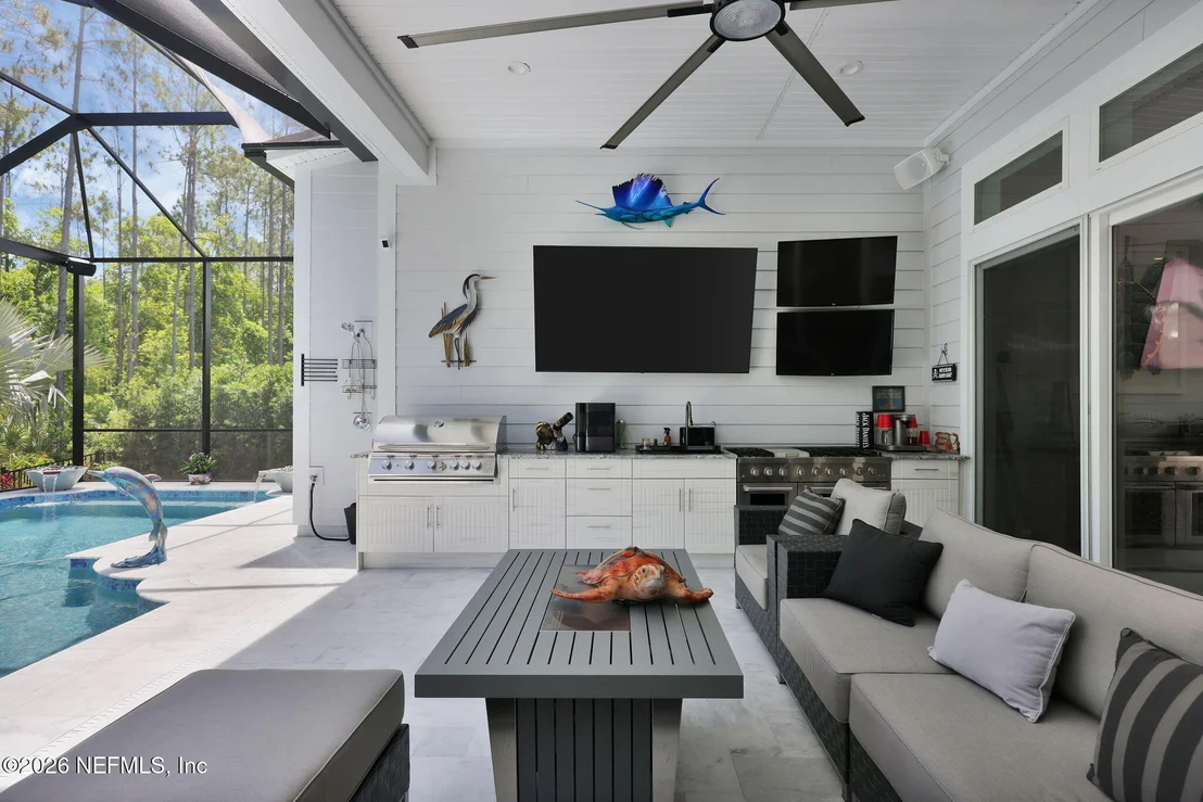 Photo of 375 SEAGROVE Drive