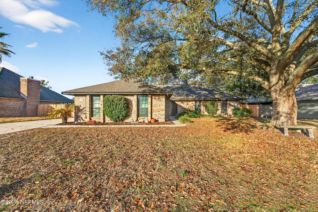 Photo of 2479 STONEBRIDGE Drive