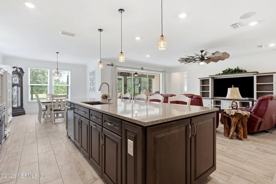Photo of 10470 ANTHEM Way