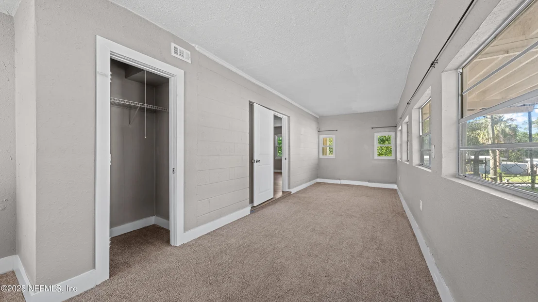 Photo of 1425 DOMAS Drive