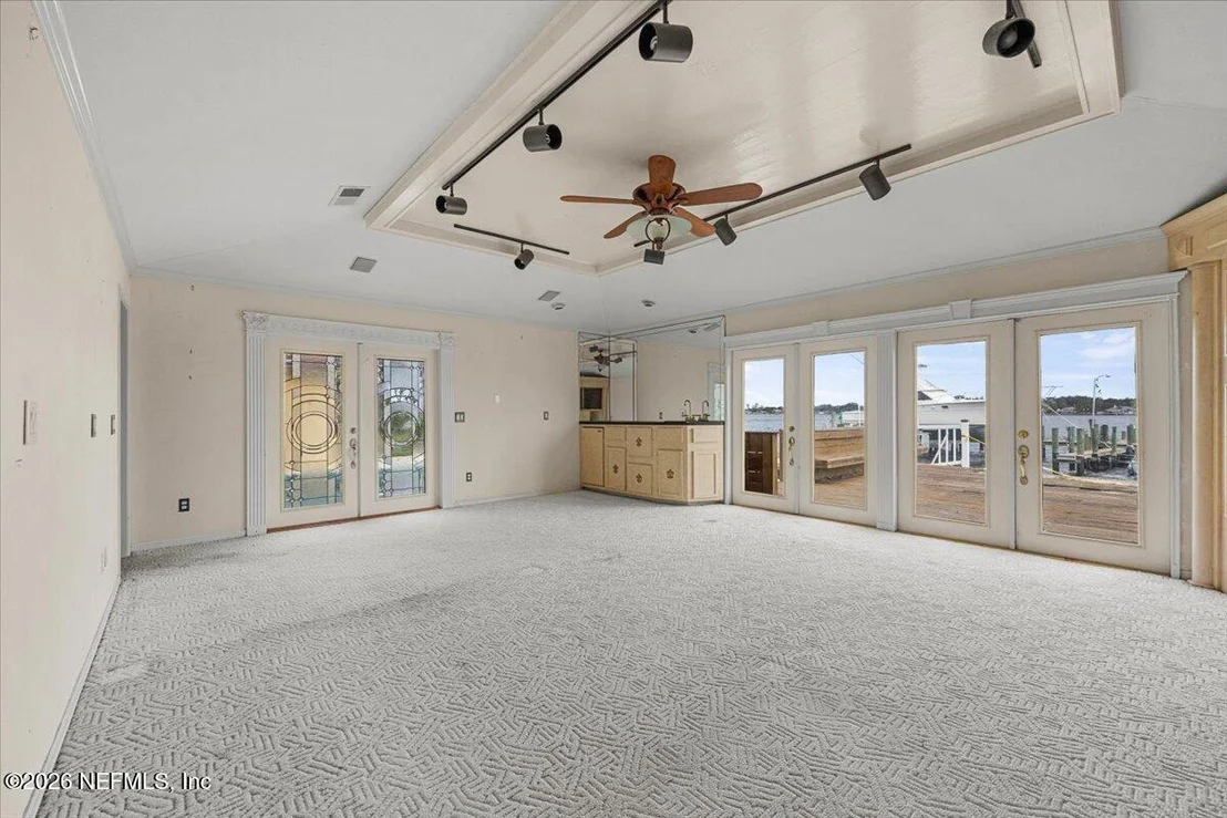 Photo of 5043 MARINERS POINT Drive