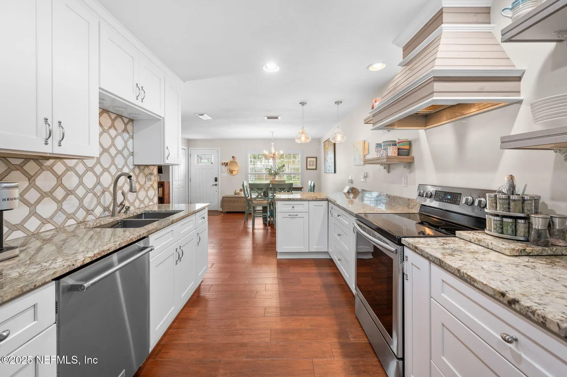 Photo of 5454 2ND Street