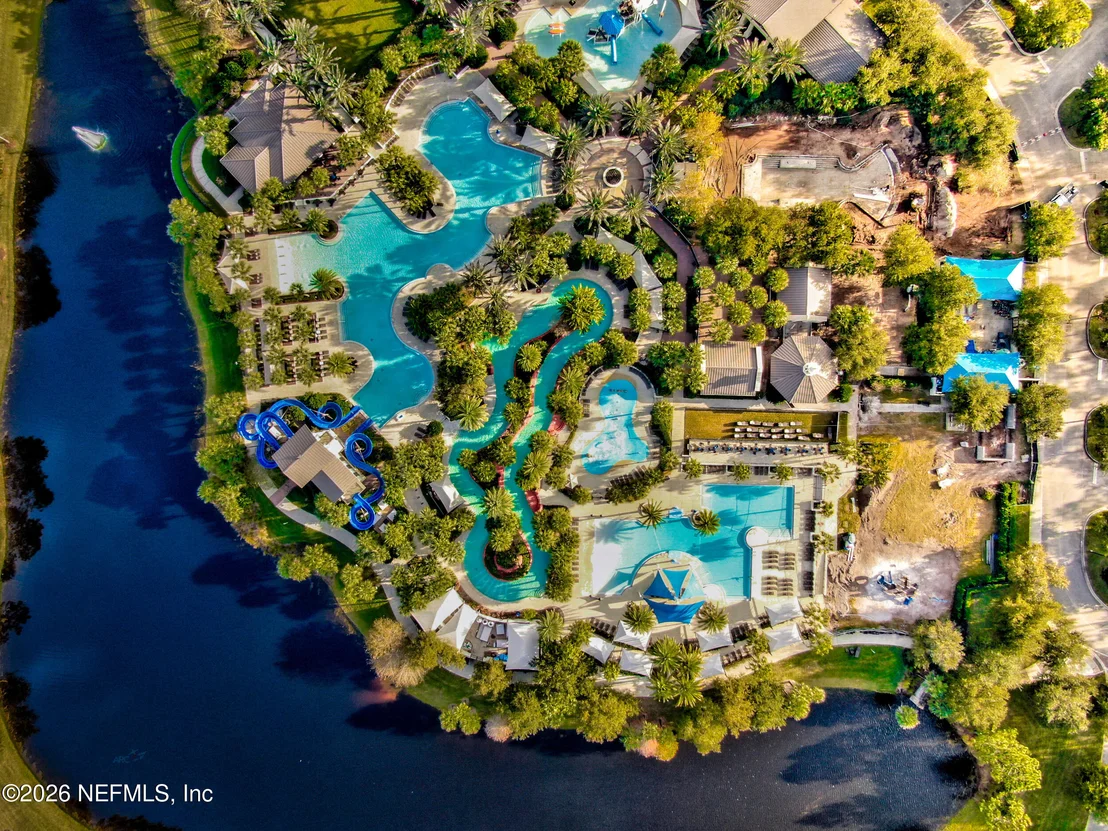 Photo of 294 WOOD POND Loop