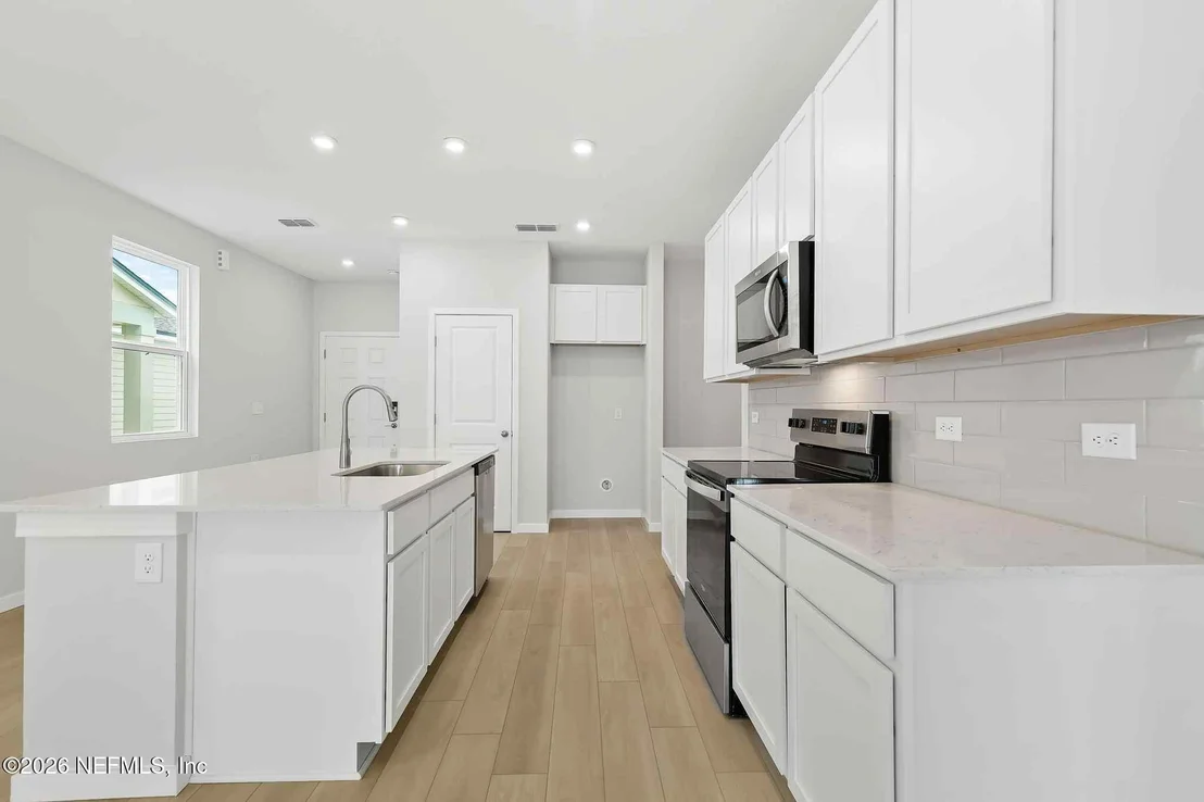 Photo of 14840 MACADEMIA Lane