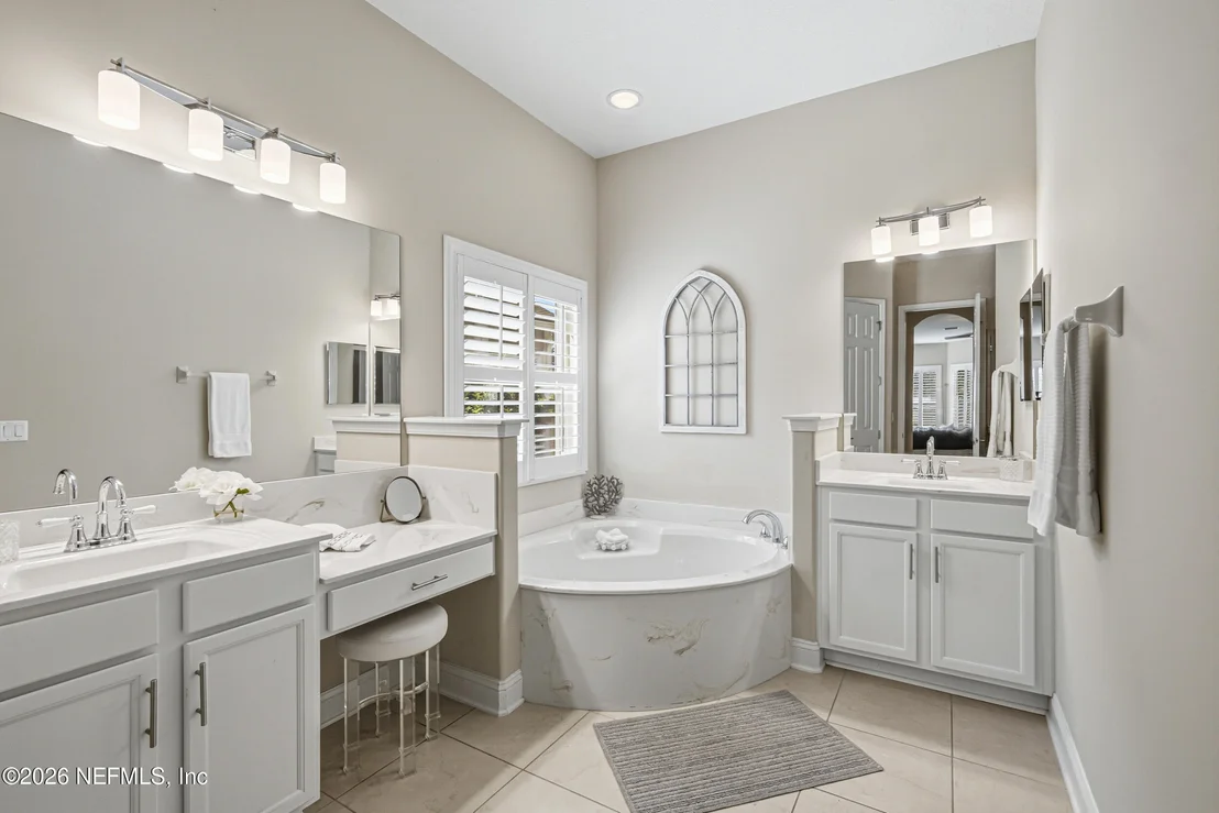 Photo of 338 WILLOW WINDS Parkway