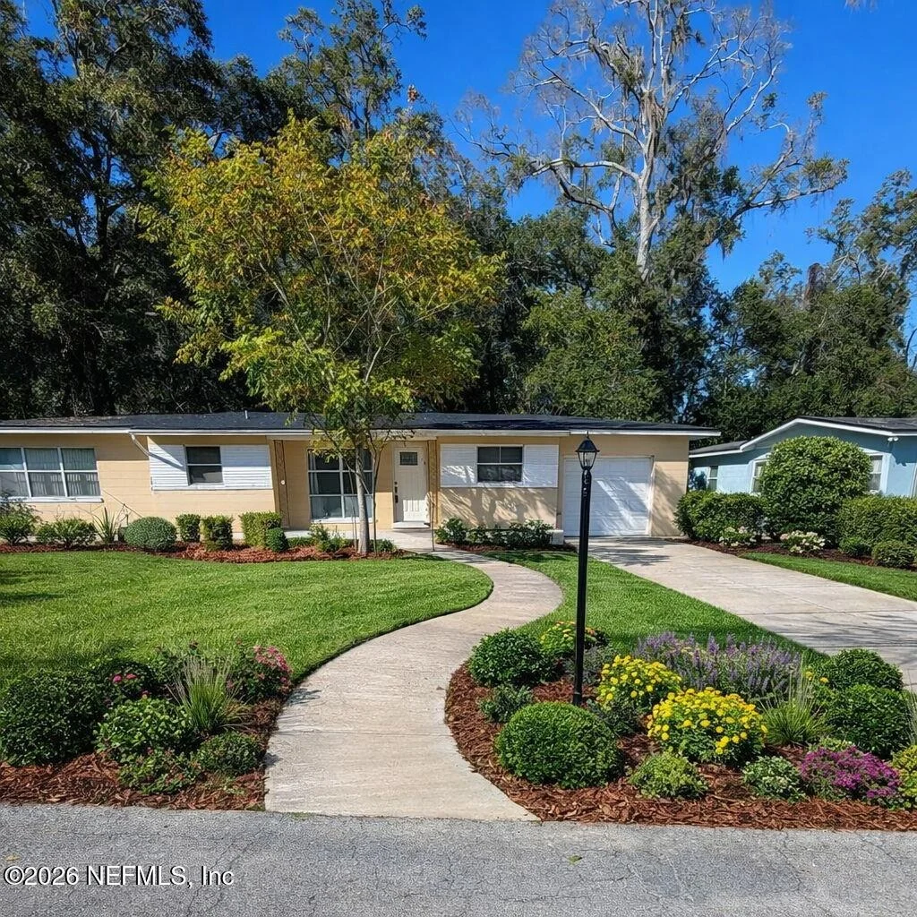 Photo of 2324 BUTTONWOOD Drive
