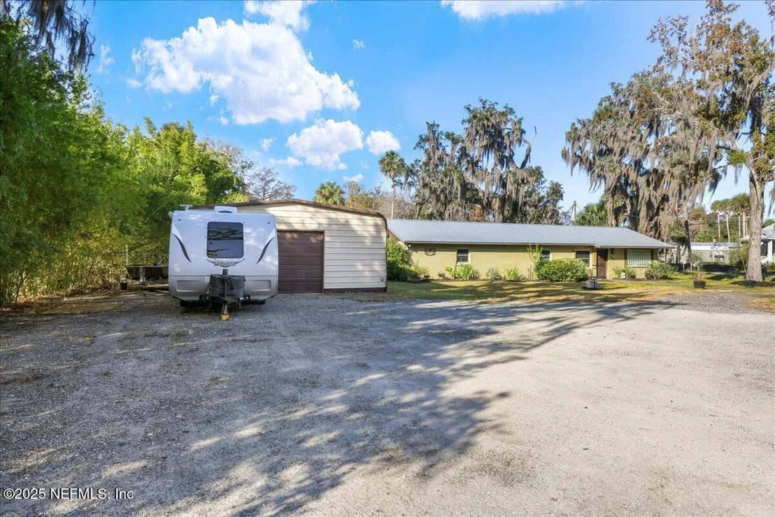 Photo of 188 PALM Drive