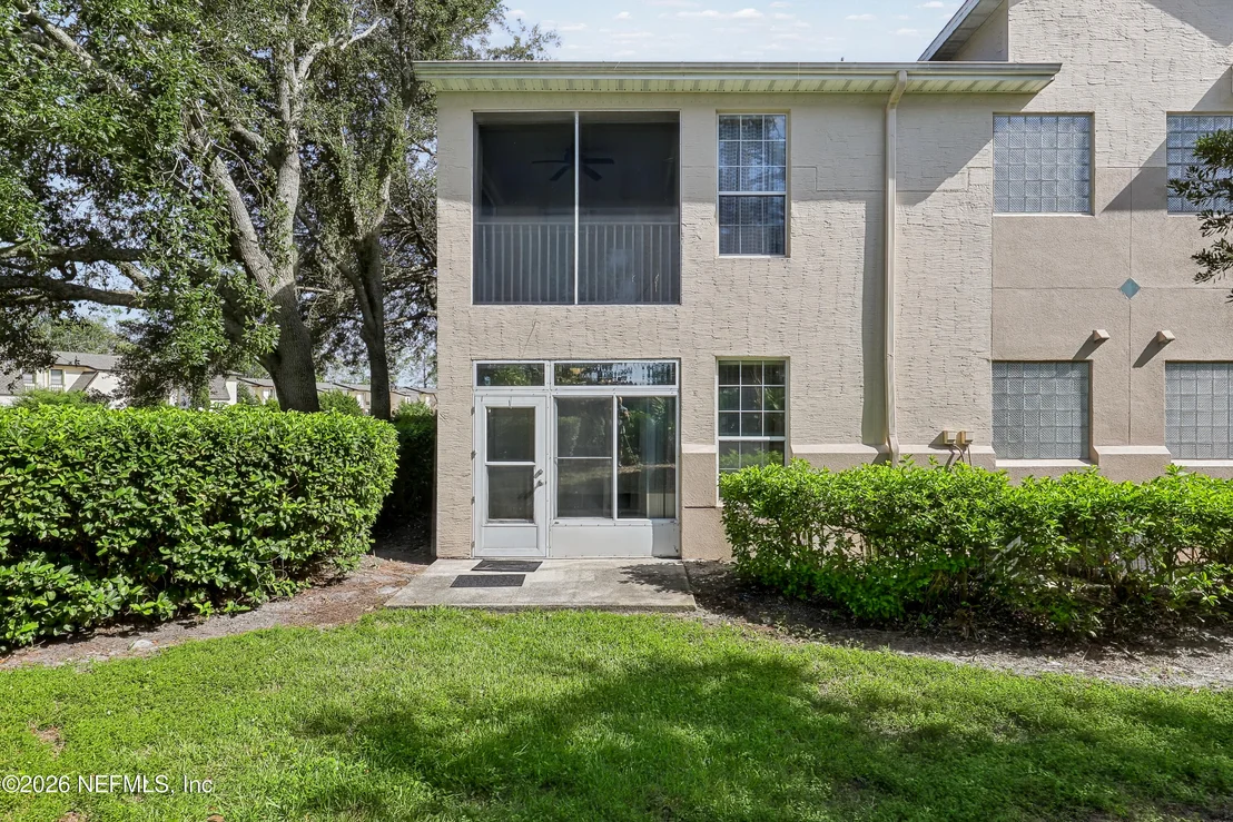 Photo of 910 PINE VALLEY Place