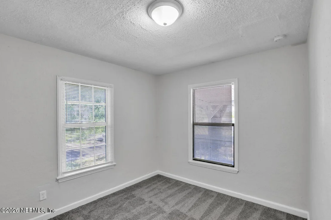 Photo of 3263 THOMAS Street